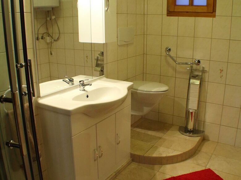 Cosy Apartment In Liebenfels With Terrace, Garden