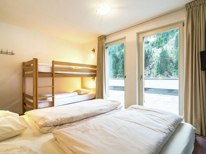 Modern Apartment In Saalbach-hinterglemm Near Ski Aea