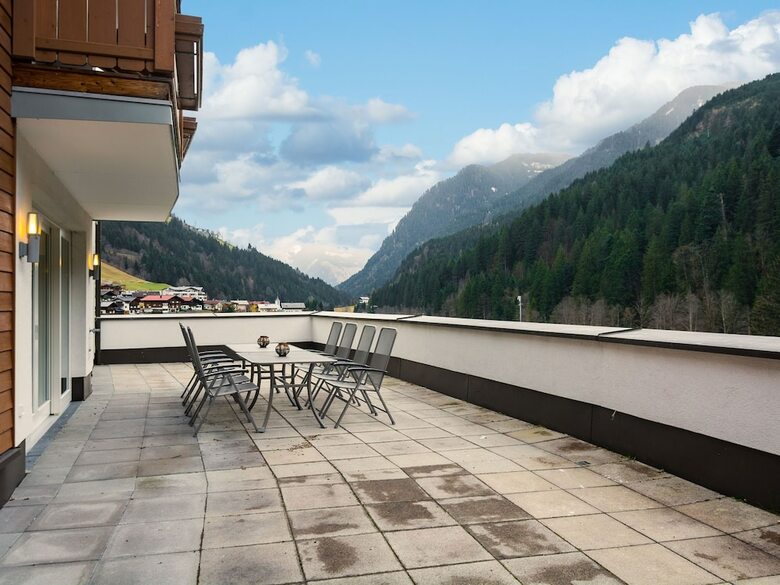 Modern Apartment In Saalbach-hinterglemm Near Ski Aea