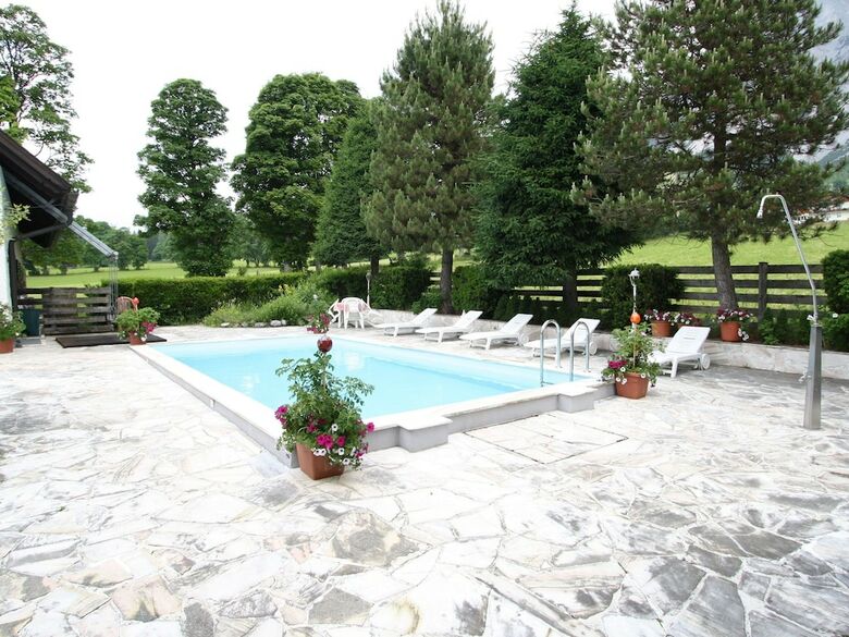 Spacious Apartment In Ramsau Am Dachstein With Swimming Pool