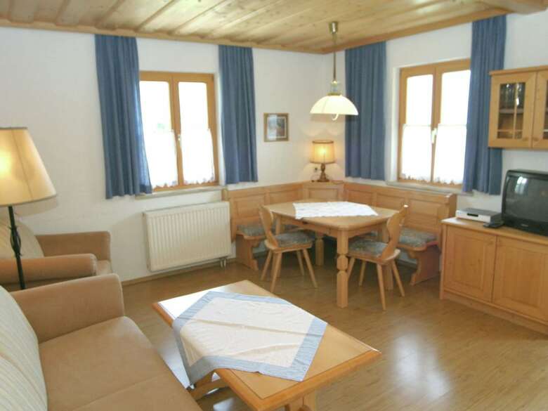 Spacious Holiday Home In Tauplitz Near Ski Area