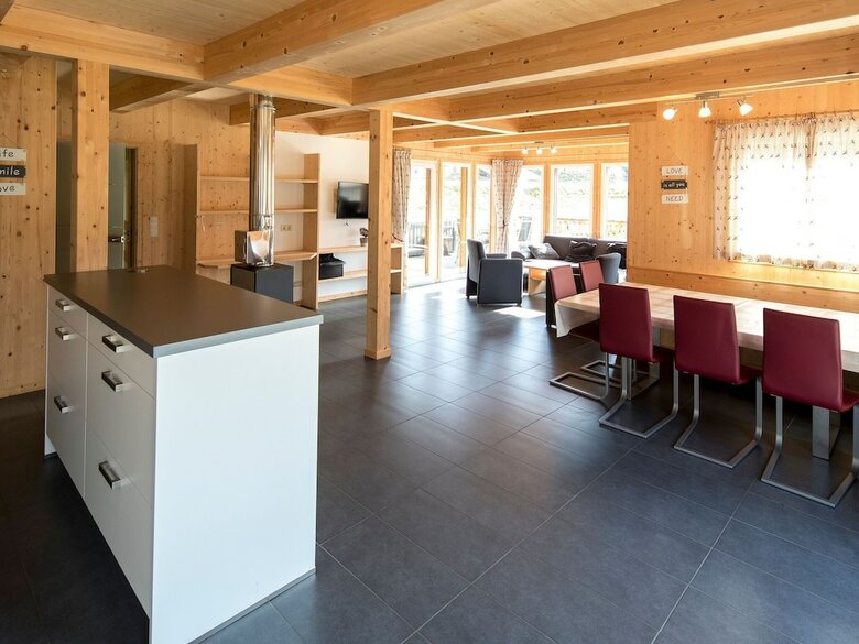 Luxurious Chalet In Murau With Outside Jacuzzi
