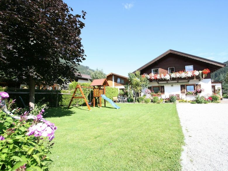 Lovely Apartment In Kleinarl Near Ski Area