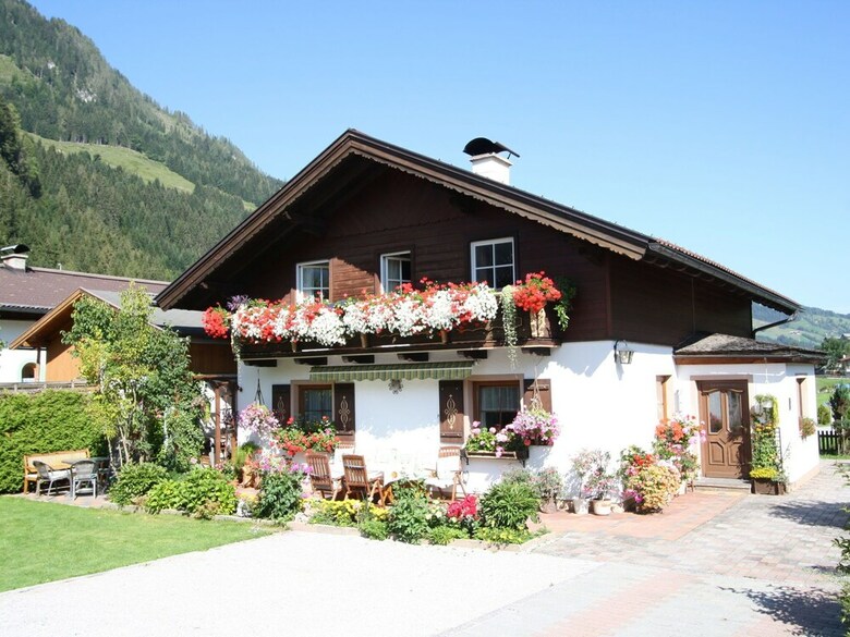 Lovely Apartment In Kleinarl Near Ski Area