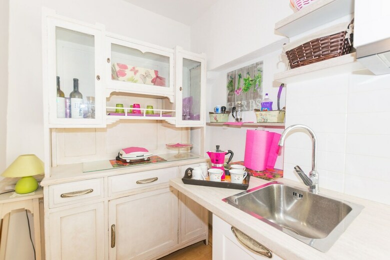 Beautiful Rustical Apartment In Rovinj