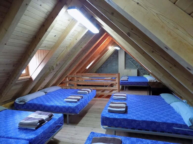 Hostal Hostel Refugi Del Fornet