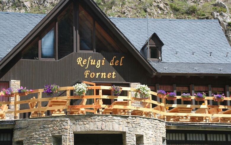 Hostal Hostel Refugi Del Fornet