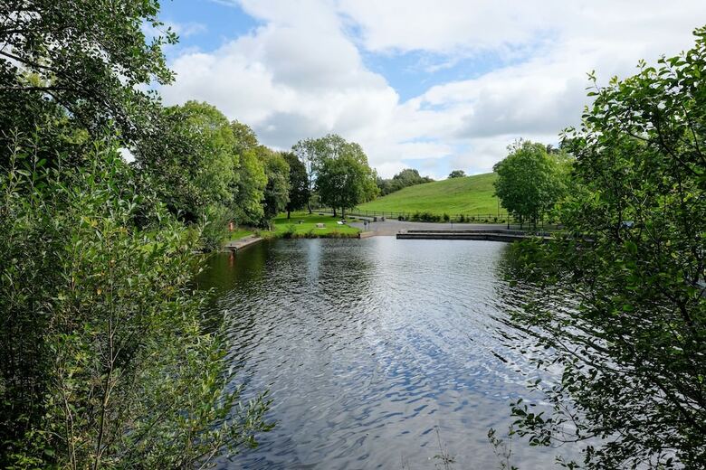 Garadice View Farm House - 6 Bed Accommodation