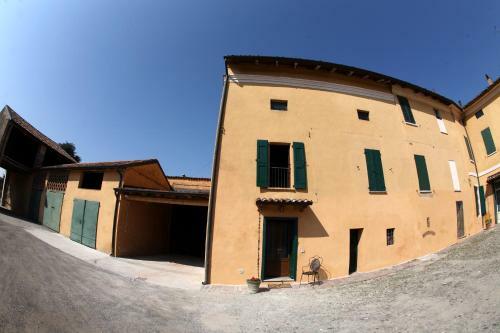 B&B Stradivari