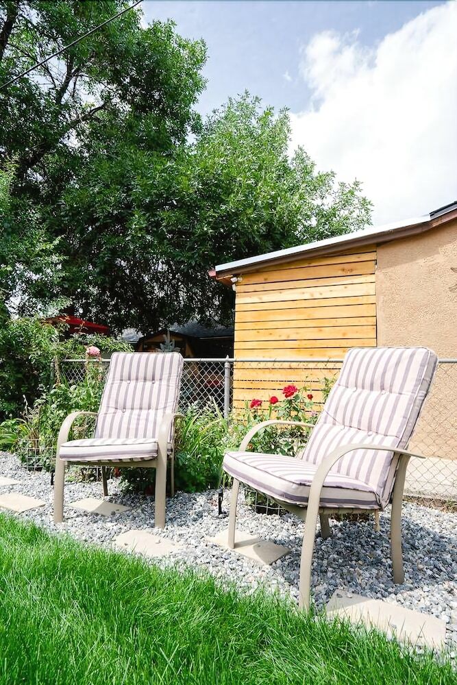 The Tennyson Adventure A Luxury Townhome With Private Balcony