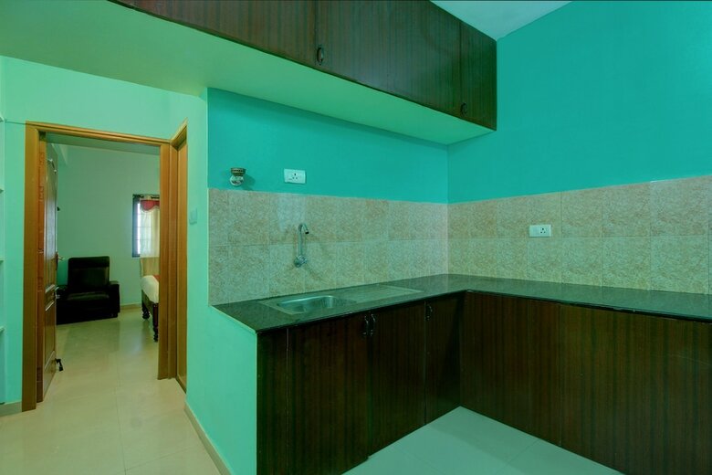 Hotel Oyo 24540 Veera Amohaa Service Apartments