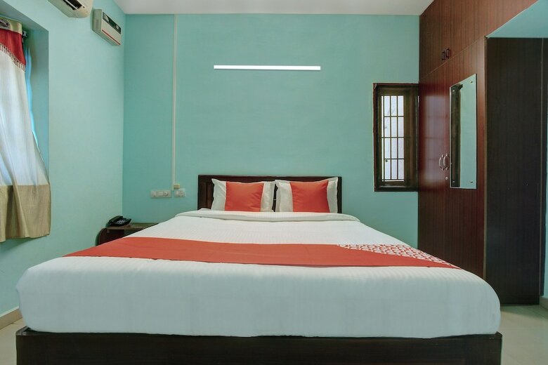 Hotel Oyo 24540 Veera Amohaa Service Apartments