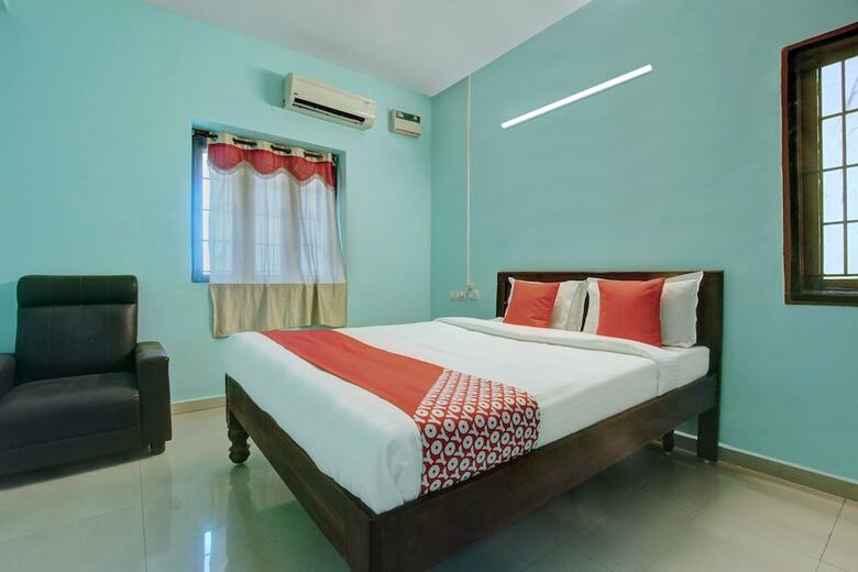 Hotel Oyo 24540 Veera Amohaa Service Apartments