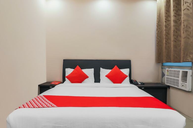 Hotel Oyo 22828 Flagship Sector 1a