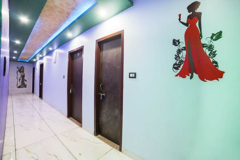 Oyo 28141 Hotel Mamta Paradise
