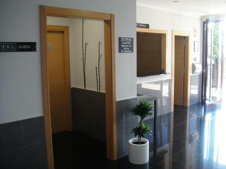 Aparthotel El Faro