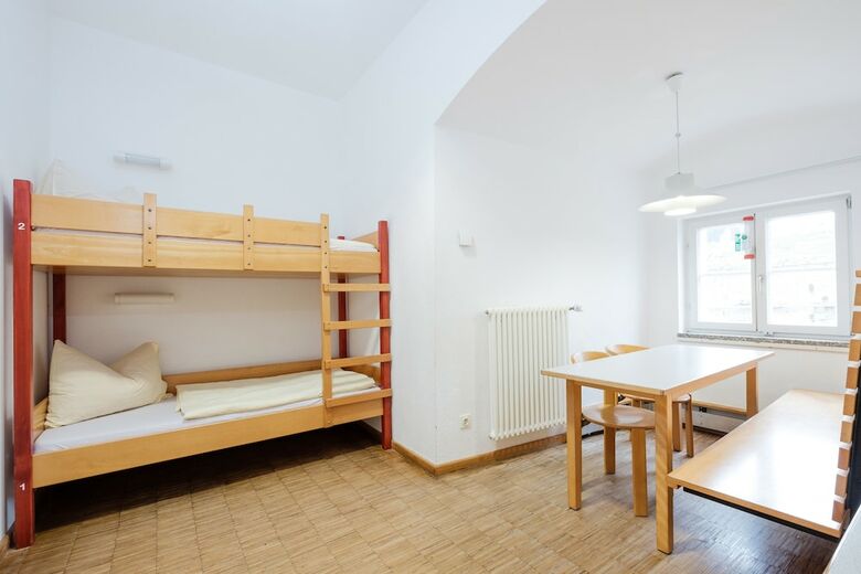 Hostal Jugendherberge Passau