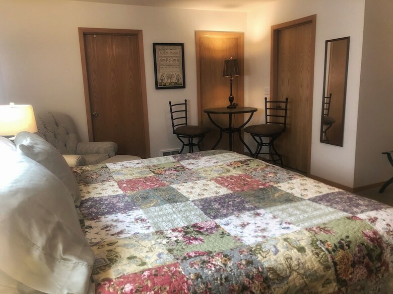 Hotel Candlewycke Inn