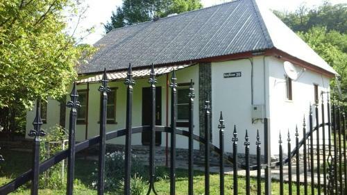 Hostal U Reki Guest House