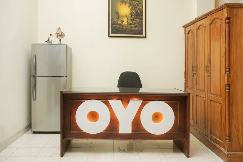 Hotel Oyo 465 Alam Citra Bed & Breakfast