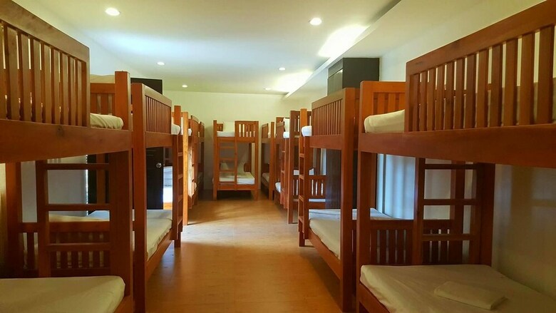 Hotel A&a Garden Suites