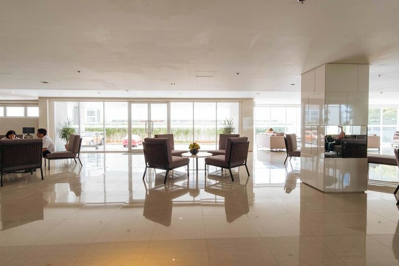 Hotel Reddoorz Premium @ Smdc Fairview