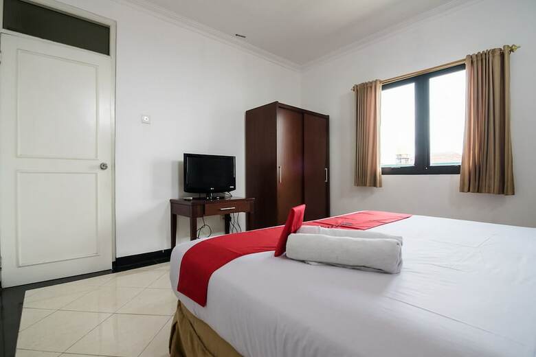 Hotel Reddoorz @ Buah Batu