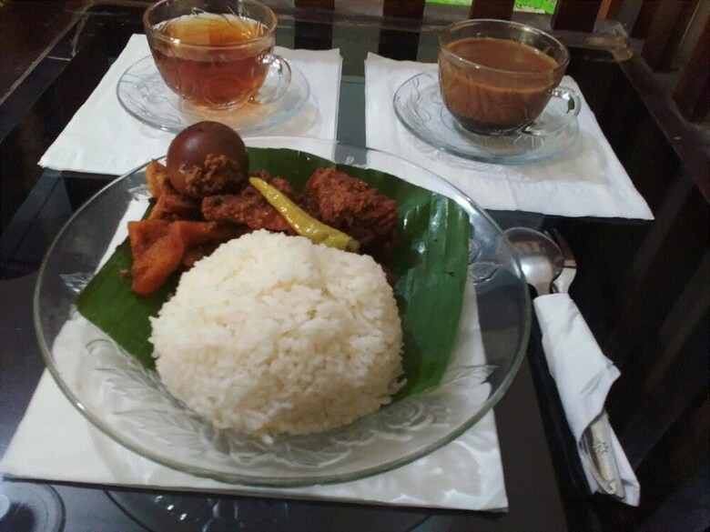 Bed & Breakfast Setro Kariyo Homestay