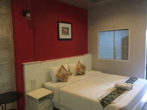 Waen Petch Place Hotel