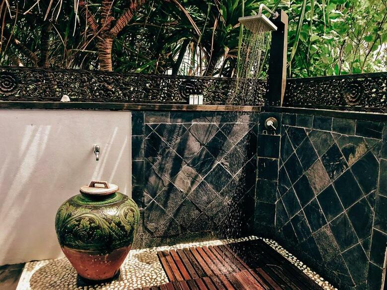 Hotel Golden Buddha Beach Resort