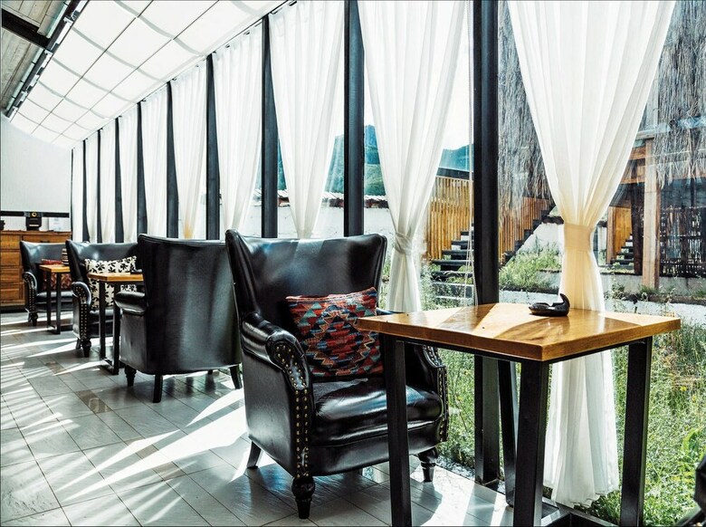 Shangri-la Salloi Rustic Luxury Hotel