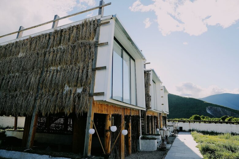 Shangri-la Salloi Rustic Luxury Hotel