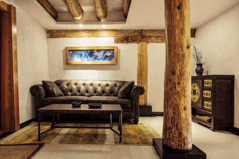 Shangri-la Salloi Rustic Luxury Hotel