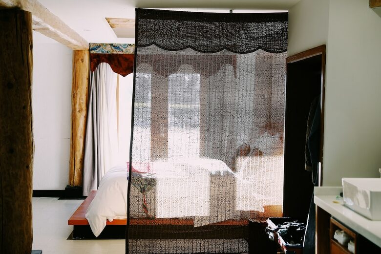 Shangri-la Salloi Rustic Luxury Hotel