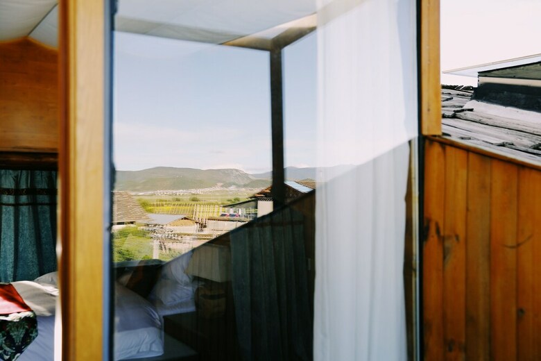 Shangri-la Salloi Rustic Luxury Hotel