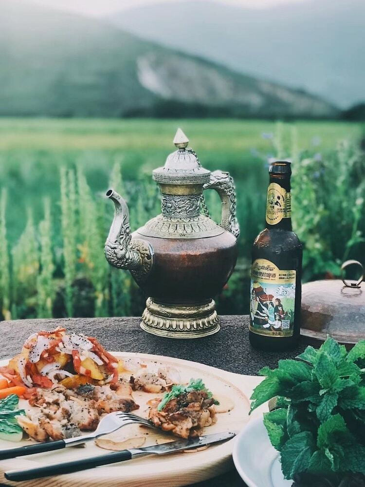 Shangri-la Salloi Rustic Luxury Hotel