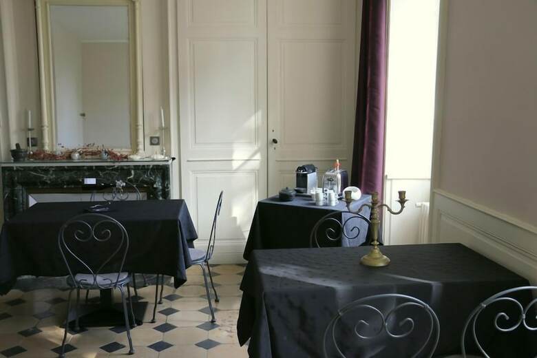 Hotel L' �chapp�e