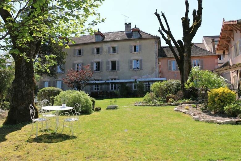 Hotel L' �chapp�e