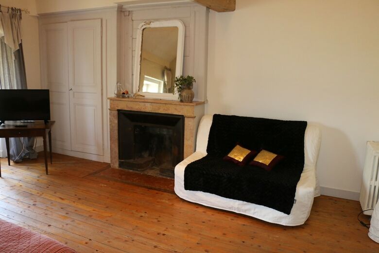 Hotel L' �chapp�e