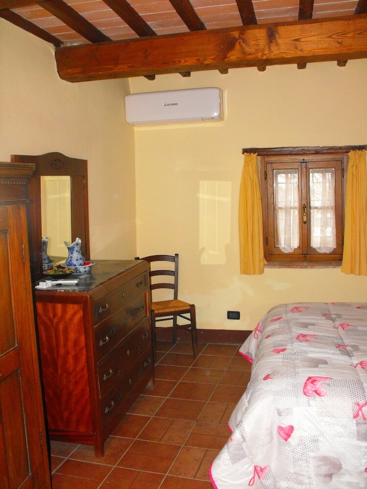 Agroturismo Borgo Due Case