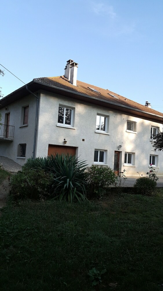 Gite Mon Jardin Du Bas Bugey