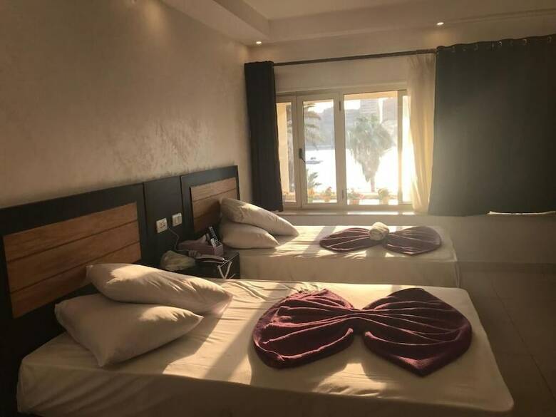 Galaxy Royal Suites Hotel