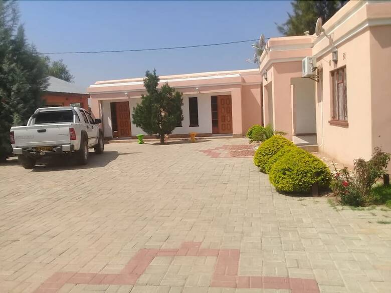 Hotel Kutse Guesthouse