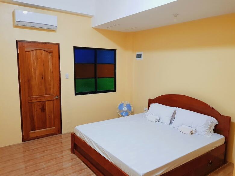 Hostal Pamujo Hostel