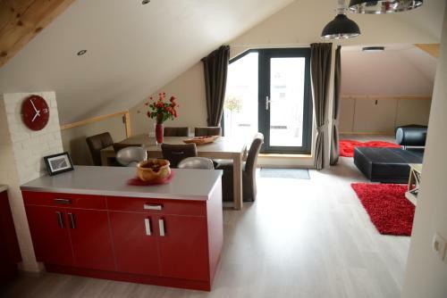 Hotel Race & Rooms