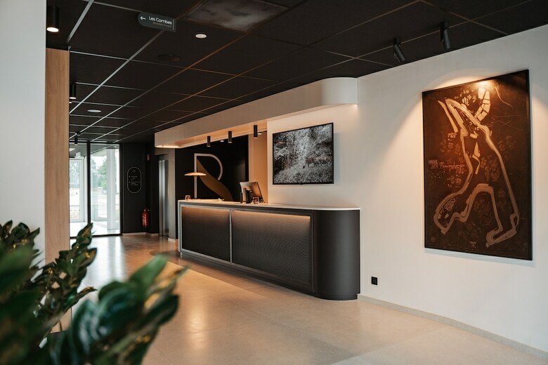 Hotel Hostellerie Le Roannay