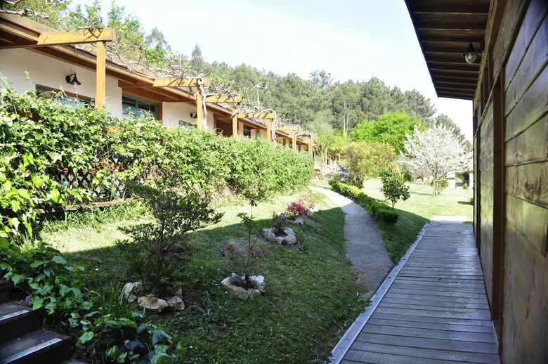 Hostal Albergue Tur�stico Alvarella