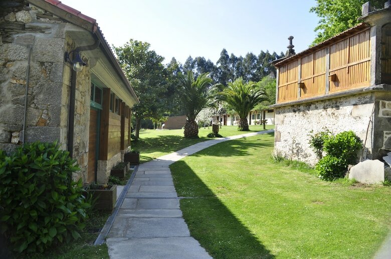 Hostal Albergue Tur�stico Alvarella