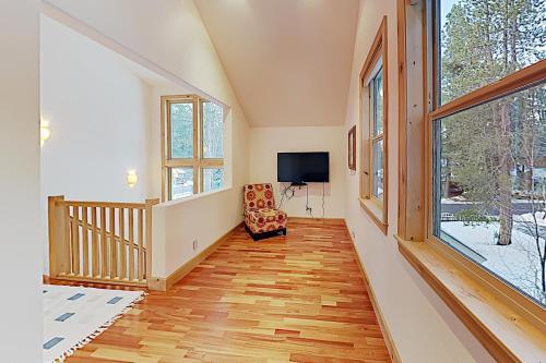 Custom Lake Tahoe Cottage House