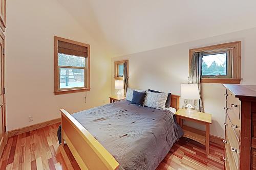 Custom Lake Tahoe Cottage House